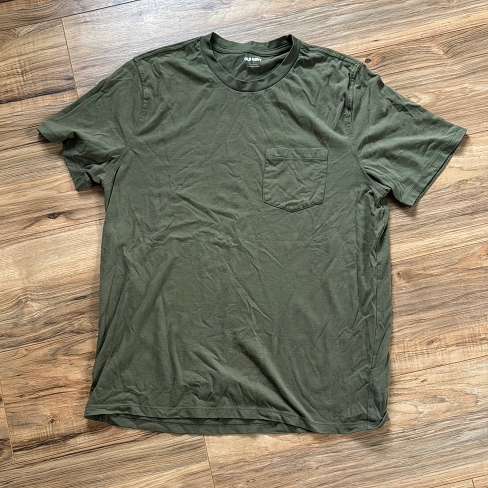 Men's Green T-Shirt